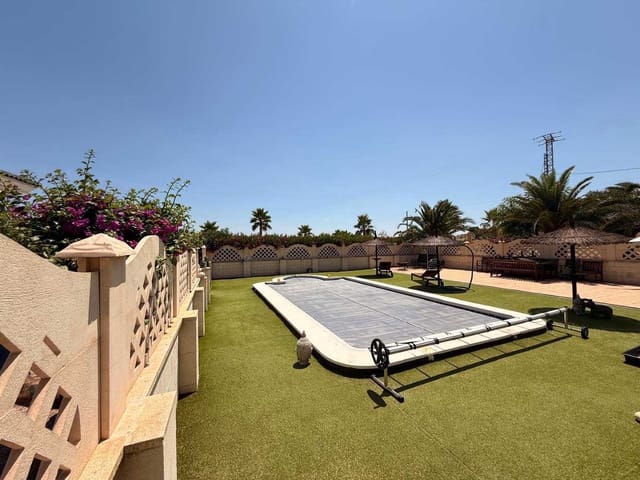 4 soveværelse Villa til salg i Macisvenda, Abanilla med swimmingpool garage - € 455.000 (Ref: 9937090)
