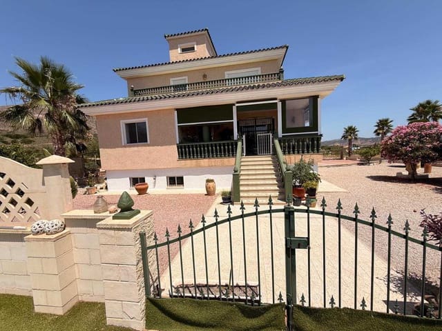 4 soveværelse Villa til salg i Macisvenda, Abanilla med swimmingpool garage - € 455.000 (Ref: 9937090)