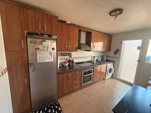 Adosado de 4 habitaciones en Cañada del Trigo, Pinoso en venta con garaje - 145.000 € (Ref: 9938478)