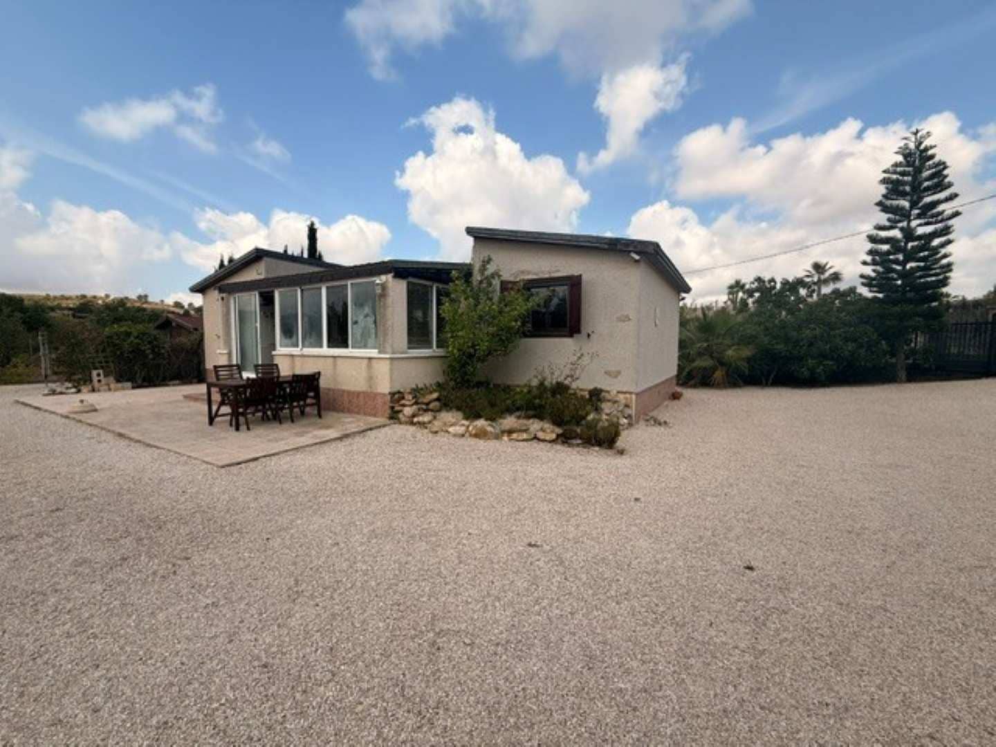 3 soveværelse Villa til salg i Hondon de los Frailes med garage - € 115.000 (Ref: 9946681)