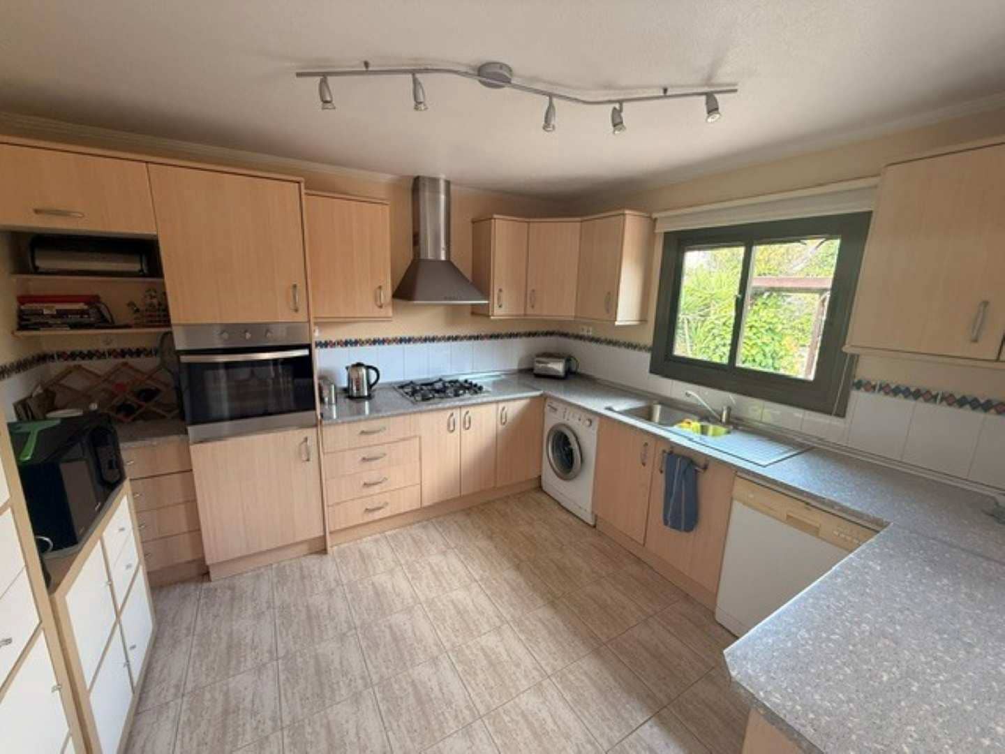 3 soveværelse Villa til salg i Hondon de los Frailes med garage - € 115.000 (Ref: 9946681)
