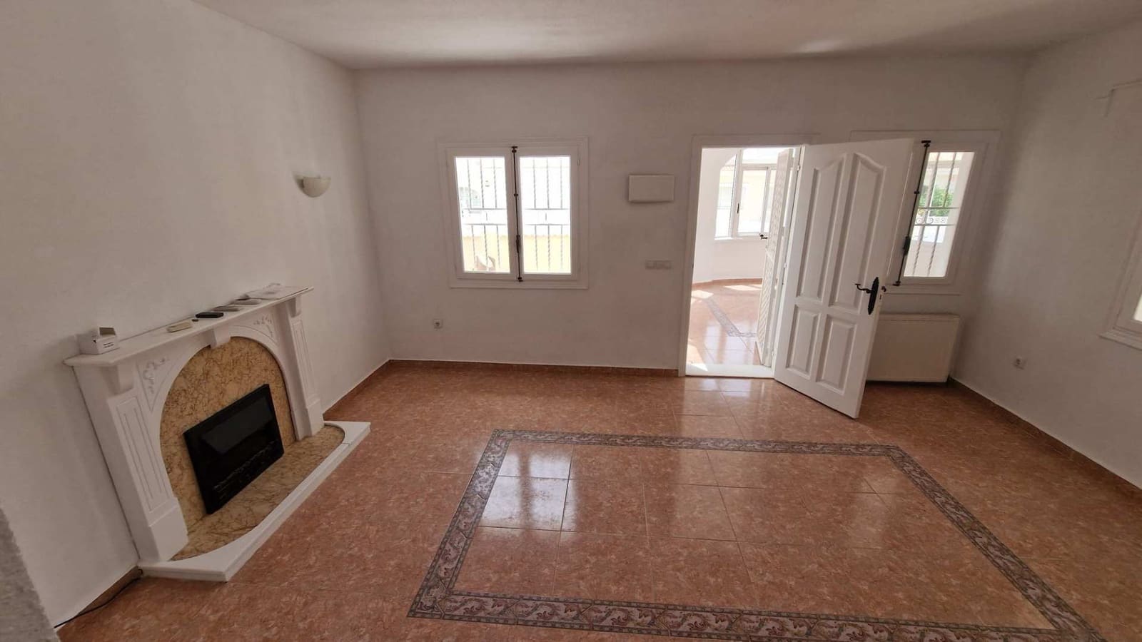 2 soveværelse Villa til salg i Benijofar med swimmingpool garage - € 375.000 (Ref: 9985639)