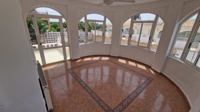 2 soveværelse Villa til salg i Benijófar med swimmingpool garage - € 375.000 (Ref: 9985639)