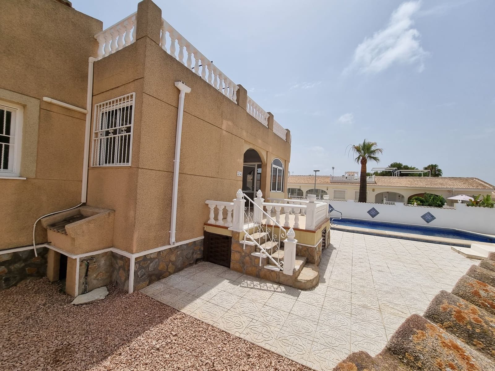 2 soveværelse Villa til salg i Benijofar med swimmingpool garage - € 375.000 (Ref: 9985639)