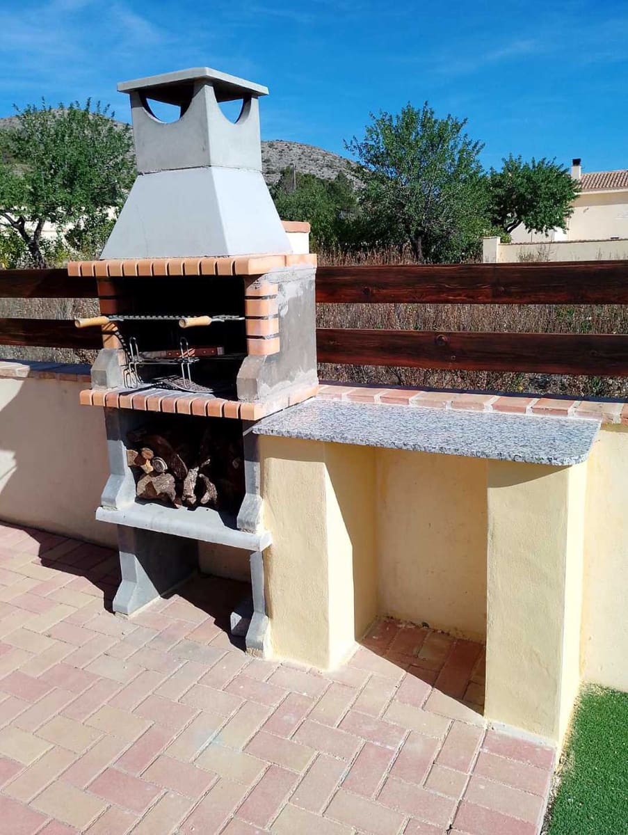 7 soveværelse Villa til salg i Hondon de las Nieves med swimmingpool garage - € 695.000 (Ref: 9985750)