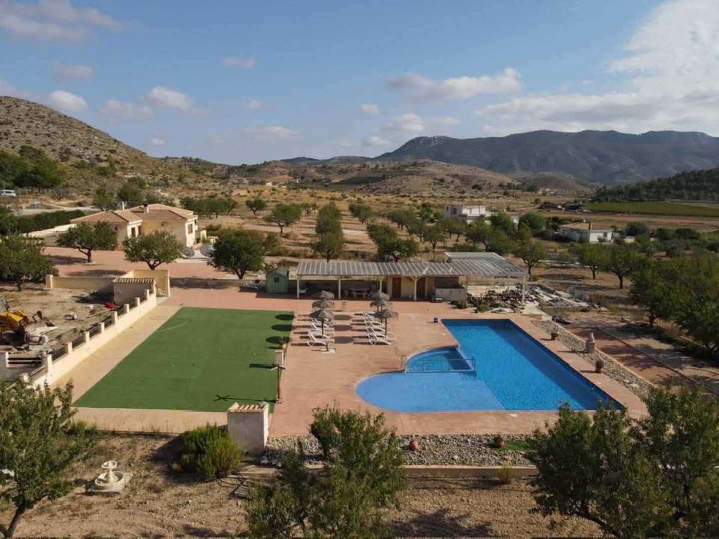 7 soveværelse Villa til salg i Hondon de las Nieves med swimmingpool garage - € 695.000 (Ref: 9985750)