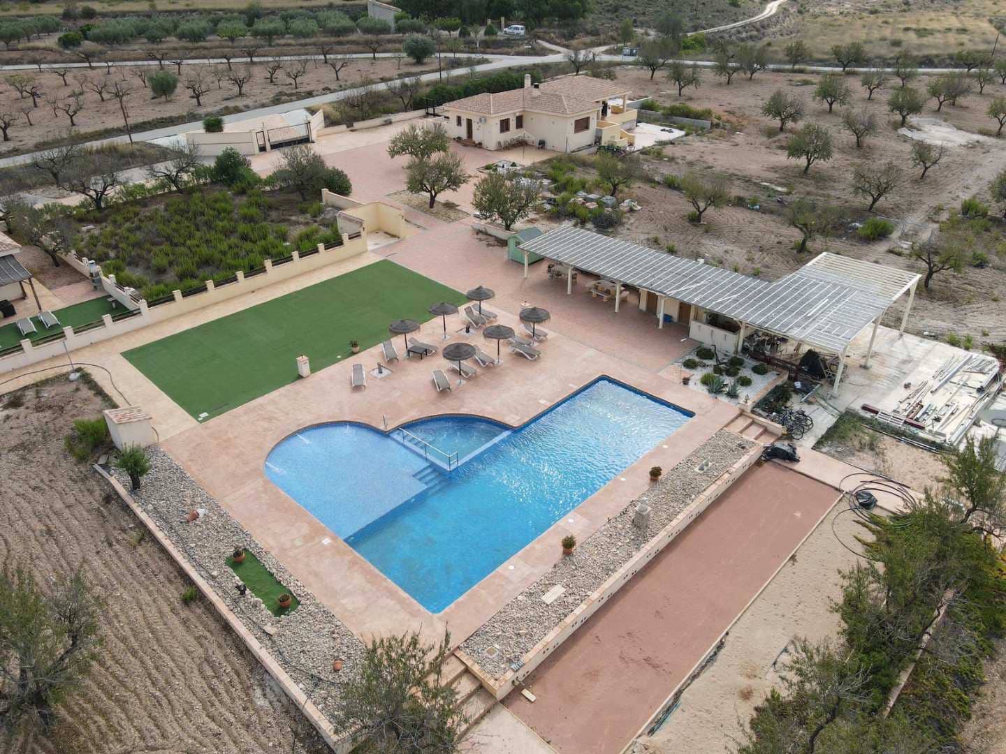 7 soveværelse Villa til salg i Hondon de las Nieves med swimmingpool garage - € 695.000 (Ref: 9985750)