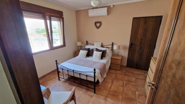 7 soverom Villa til salgs i Hondón de las Nieves med svømmebasseng garasje - € 695 000 (Ref: 9985750)