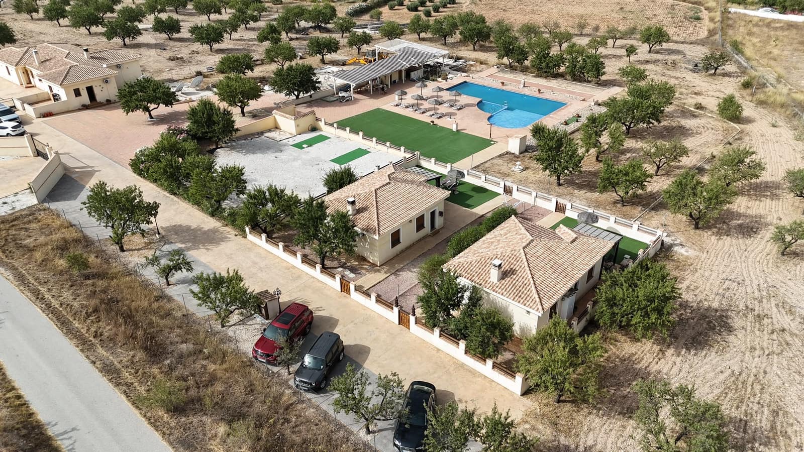 7 bedroom Villa for sale in Hondon de las Nieves with pool garage - € 695,000 (Ref: 9985750)