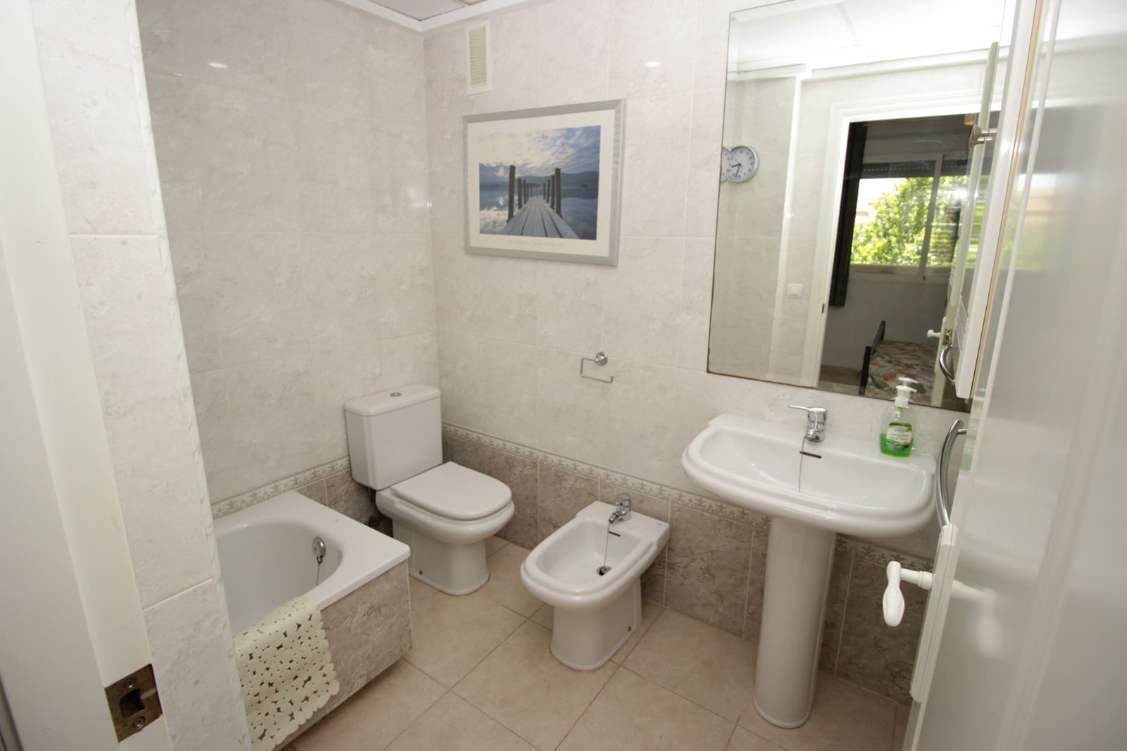 3 bedroom Penthouse for rent in Javea / Xabia with pool garage - € 1,250 (Ref: 3199923)