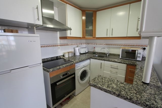 3 soveværelse Penthouse til leje i Javea / Xabia med swimmingpool garage - € 1.050 (Ref: 3199923)