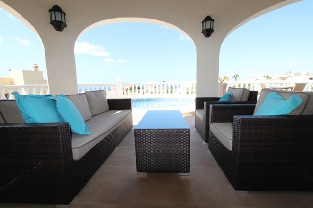 3 slaapkamer Villa voor vakantieverhuur in Benitachell / Benitatxell met zwembad - € 1.675 (Ref: 3224138)