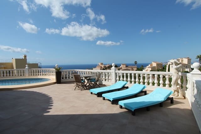 3 slaapkamer Villa voor vakantieverhuur in Benitachell / Benitatxell met zwembad - € 1.675 (Ref: 3224138)