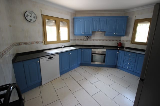 3 bedroom Villa for rent in Javea / Xàbia with pool garage - € 1,750 (Ref: 3262550)