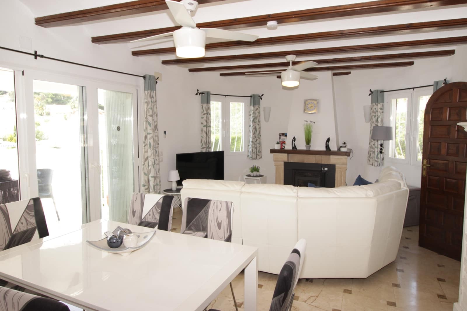 3 bedroom Villa for rent in Moraira with pool garage - € 1,450 (Ref: 3635651)