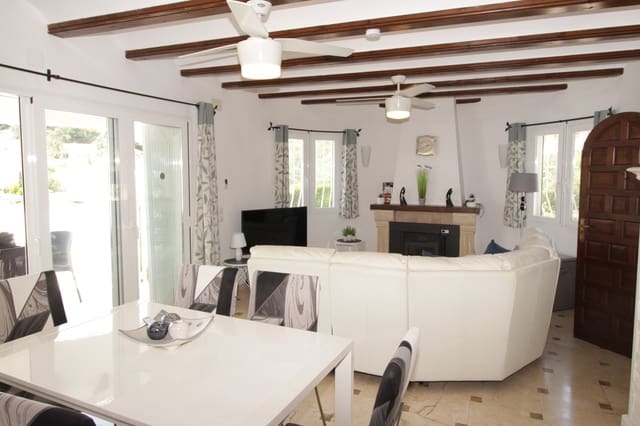 Chalet de 3 habitaciones en Moraira, Teulada-Moraira en alquiler con piscina garaje - 1.450 € (Ref: 3635651)