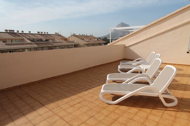 Appartement de 4 chambres à louer à Javea / Xabia avec piscine garage - 1 150 € (Ref: 6342758)