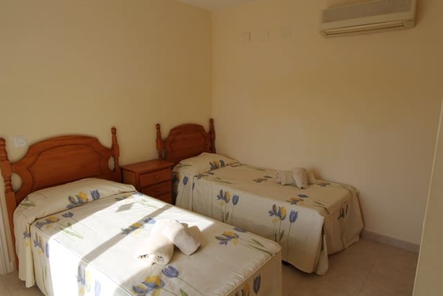 4 bedroom Apartment for rent in Arenal, Javea / Xàbia with pool garage - € 1,150 (Ref: 6342758)