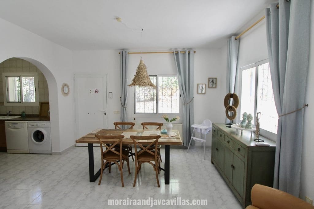 2 Zimmer Villa zu vermieten in Moraira mit Pool - 1.100 € (Ref: 7560604)