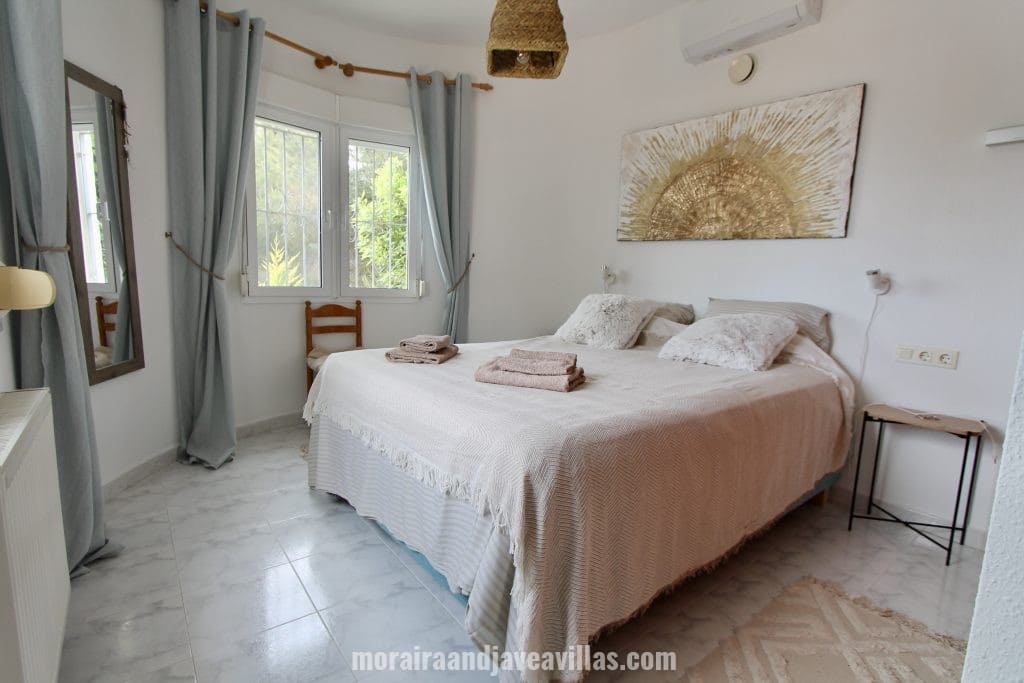 2 Zimmer Villa zu vermieten in Moraira mit Pool - 1.100 € (Ref: 7560604)