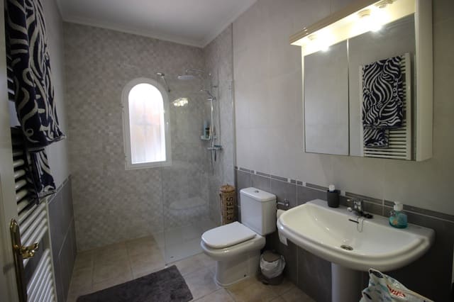 3 bedroom Villa for rent in La Granadella  - Costa Nova, Javea / Xàbia with pool garage - € 1,600 (Ref: 9309216)