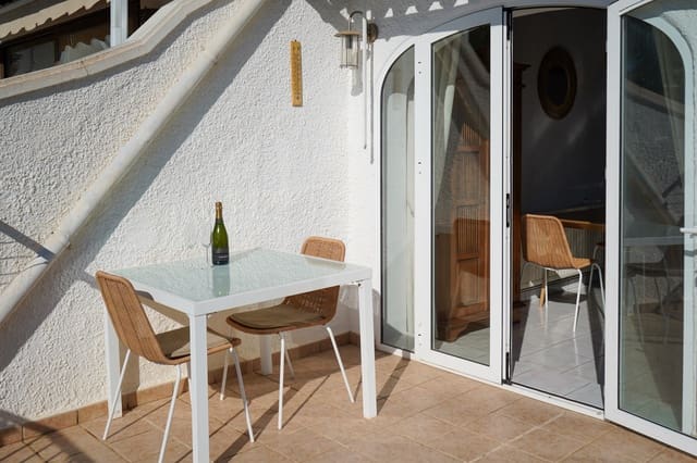 3 makuuhuone Omakotitalo vuokrattavana paikassa Teulada-Moraira mukana uima-altaan - 1 250 € (Ref: 9371231)