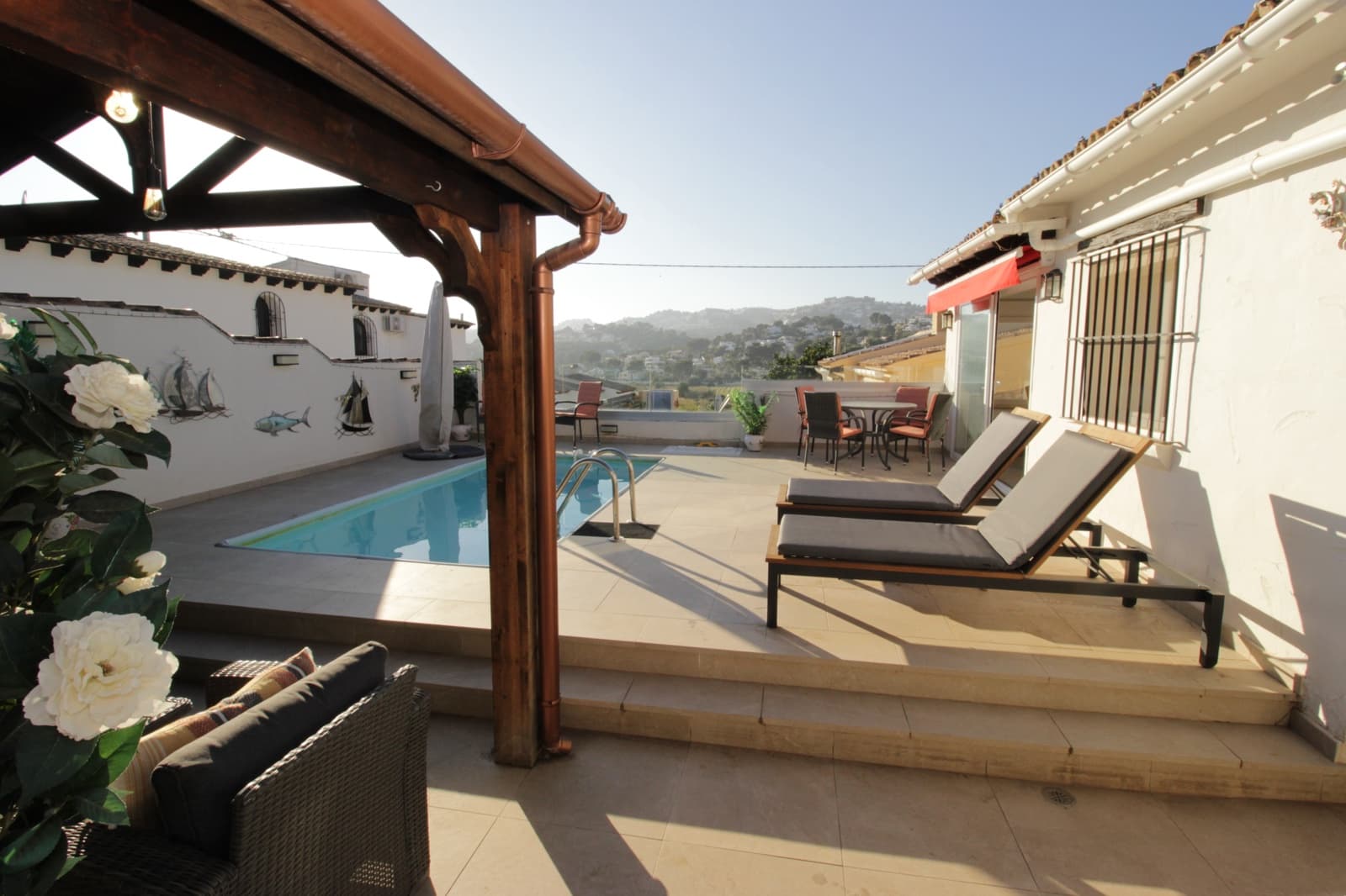 2 bedroom Bungalow for rent in Moraira - € 1,200 (Ref: 9834225)