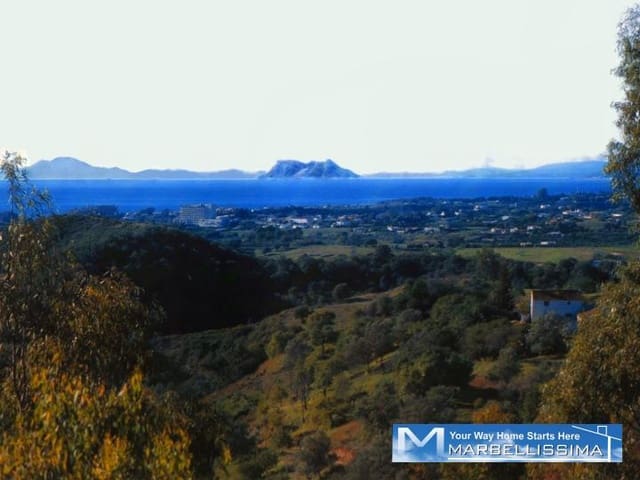 Building Plot for sale in Estepona - € 875,000 (Ref: 10021959)