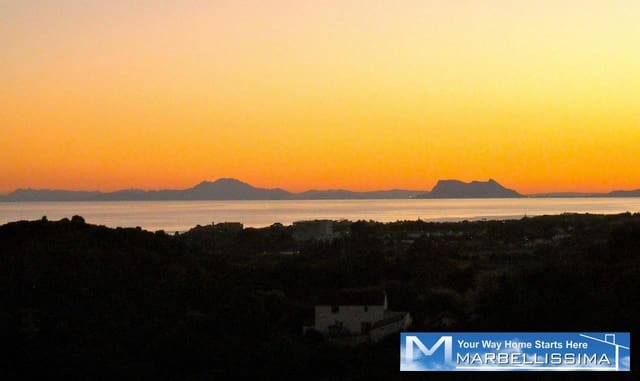 Building Plot for sale in Estepona - € 875,000 (Ref: 10021959)