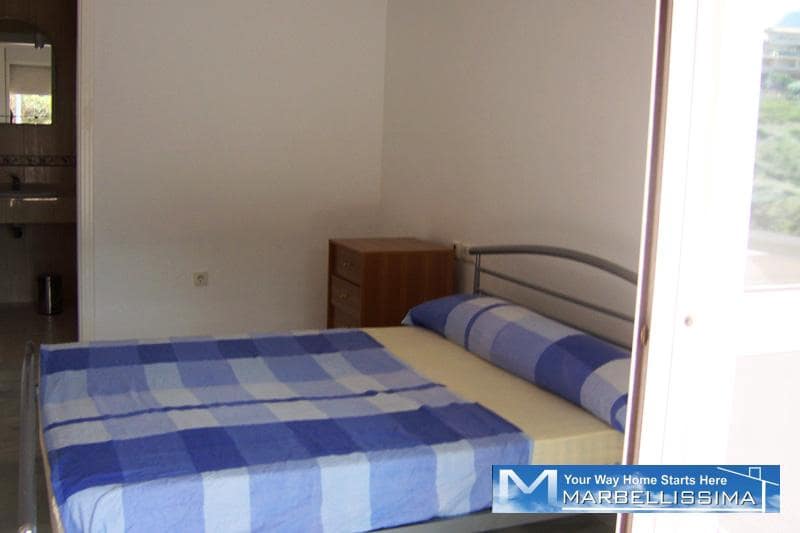 3 soveværelse Strandlejlighed til salg i Marbella med swimmingpool garage - € 550.000 (Ref: 9759609)