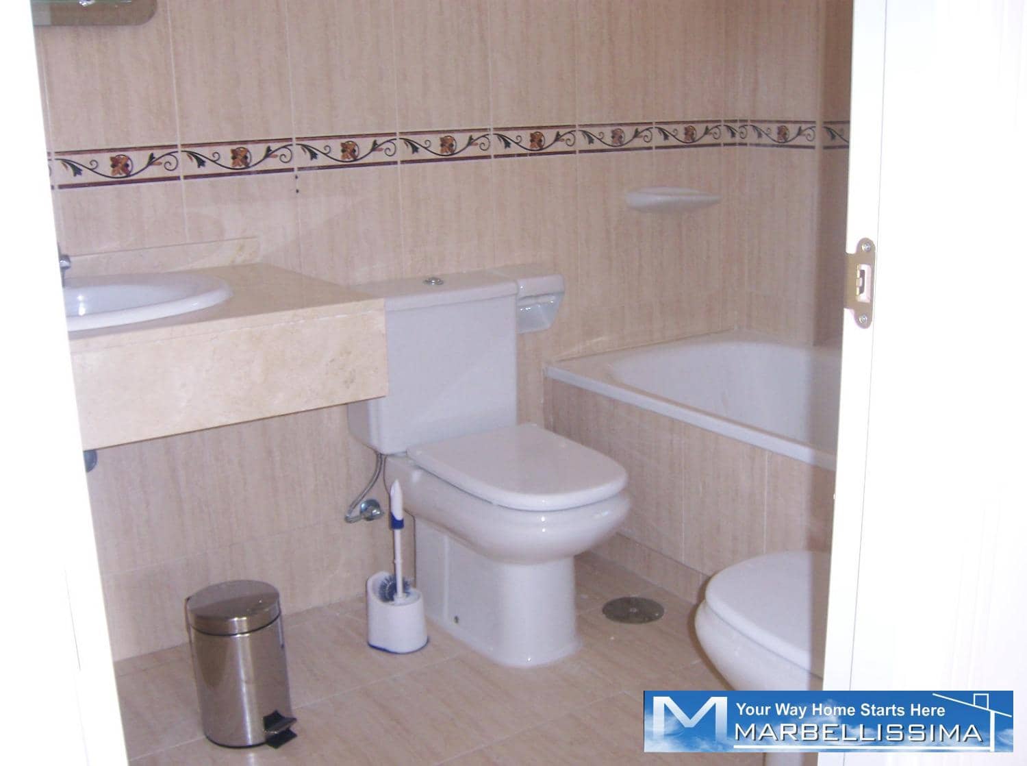 3 soveværelse Strandlejlighed til salg i Marbella med swimmingpool garage - € 550.000 (Ref: 9759609)