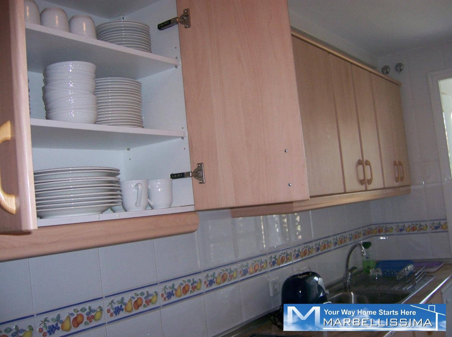 3 soveværelse Strandlejlighed til salg i Marbella med swimmingpool garage - € 550.000 (Ref: 9759609)