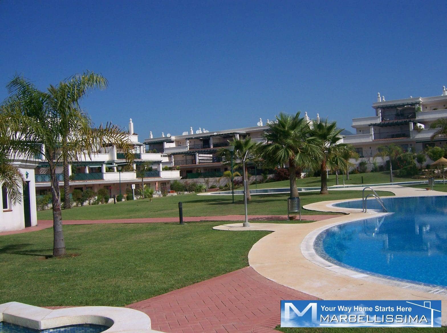 3 soveværelse Strandlejlighed til salg i Marbella med swimmingpool garage - € 550.000 (Ref: 9759609)