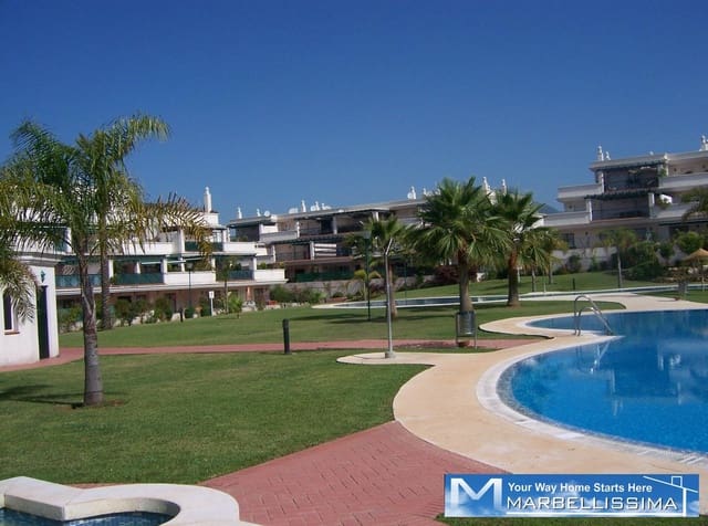 3 soveværelse Strandlejlighed til salg i Marbella med swimmingpool garage - € 550.000 (Ref: 9759609)