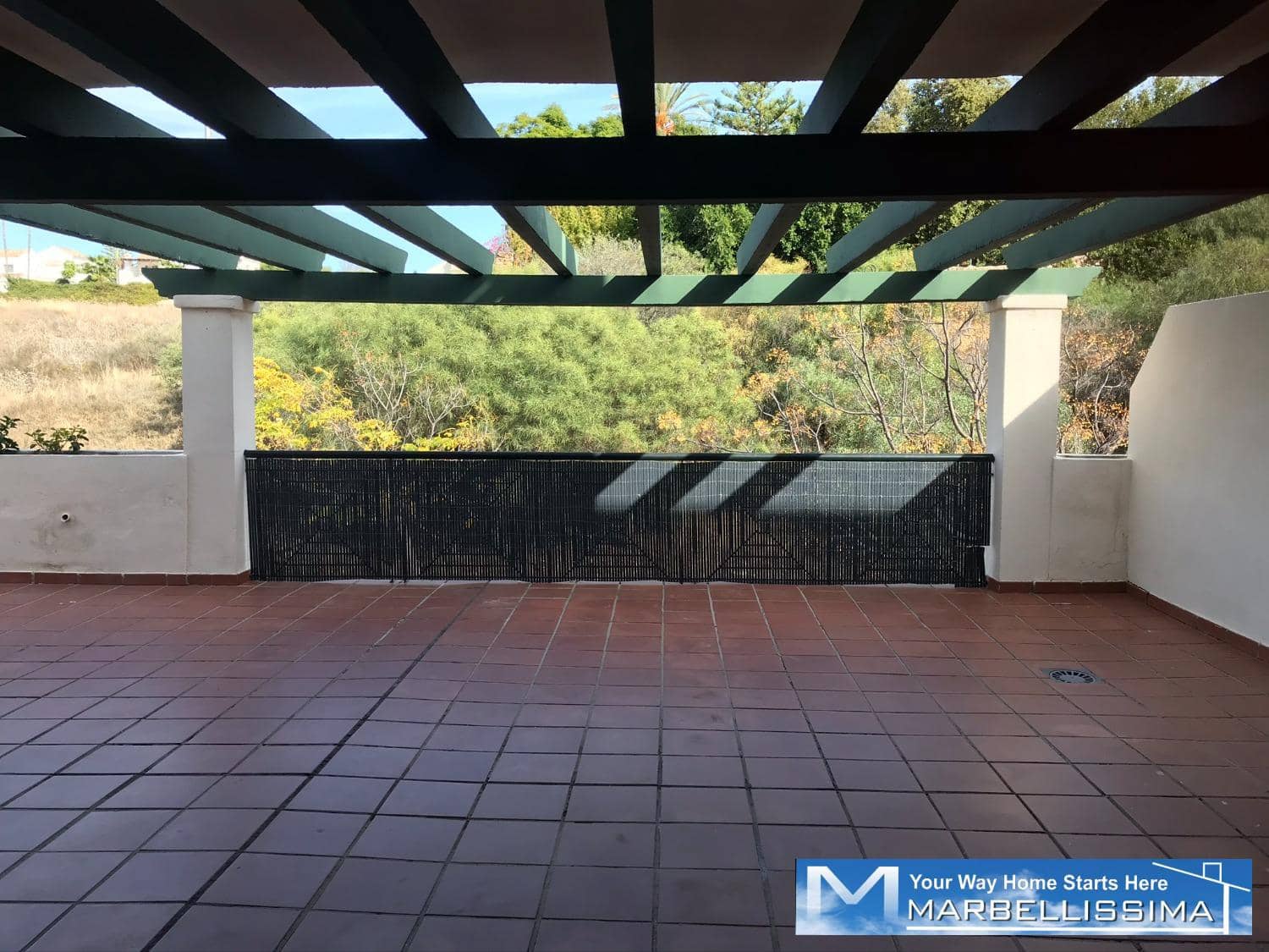 3 soveværelse Strandlejlighed til salg i Marbella med swimmingpool garage - € 550.000 (Ref: 9759609)