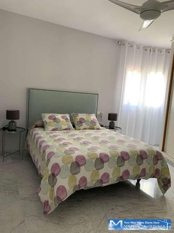 3 quarto Apartamento de Praia para arrendamento para férias em Puerto Banus, Marbella com piscina Garagem - 4 200 € (Ref: 9759620)