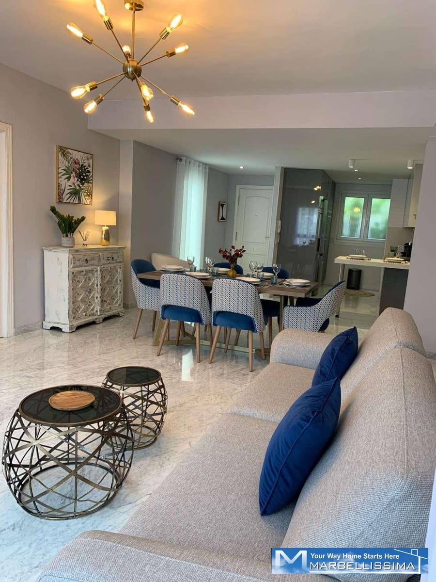 3 quarto Apartamento de Praia para arrendamento para férias em Puerto Banus com piscina Garagem - 4 200 € (Ref: 9759620)