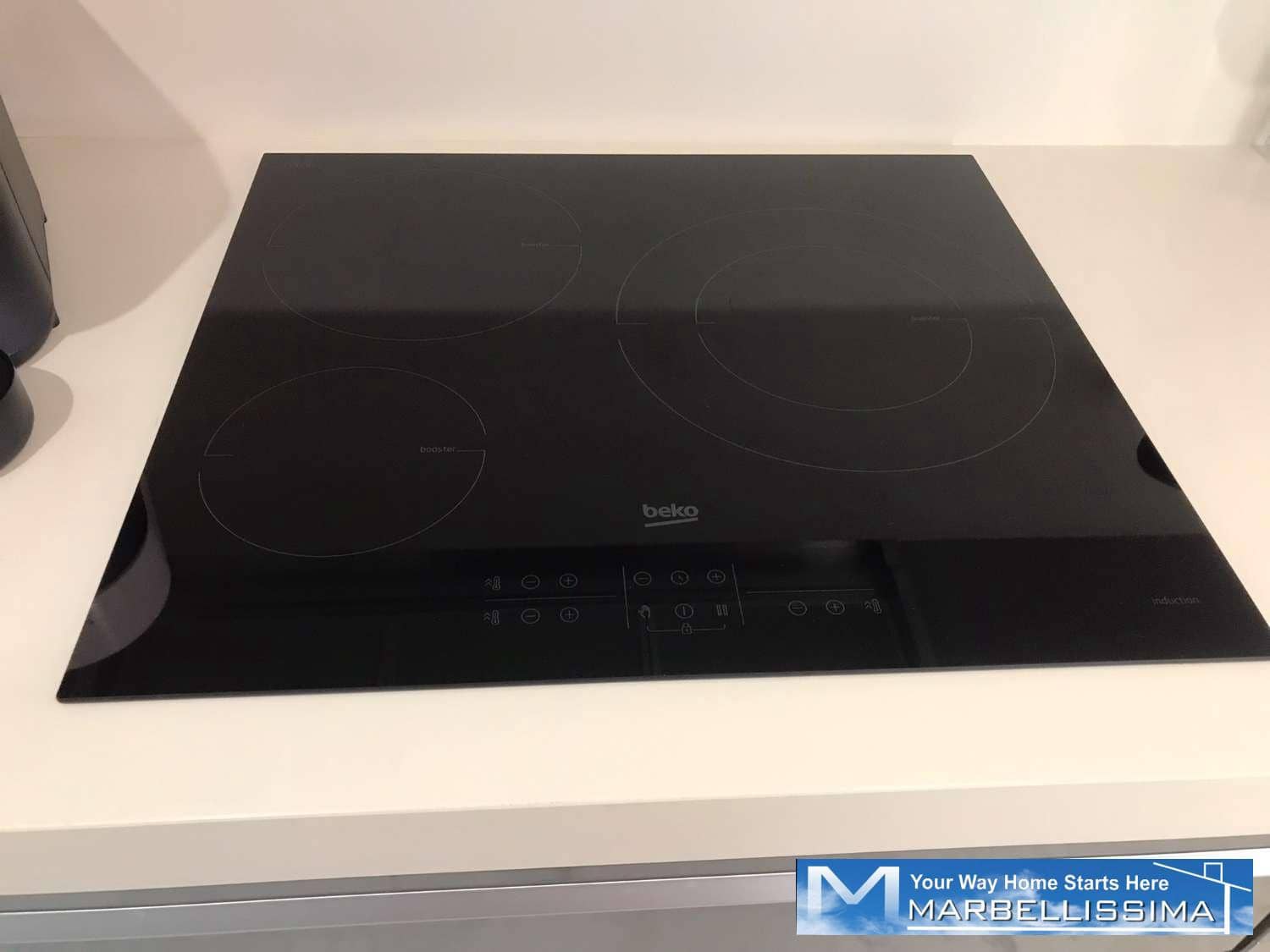 3 quarto Apartamento de Praia para arrendamento para férias em Puerto Banus com piscina Garagem - 4 200 € (Ref: 9759620)