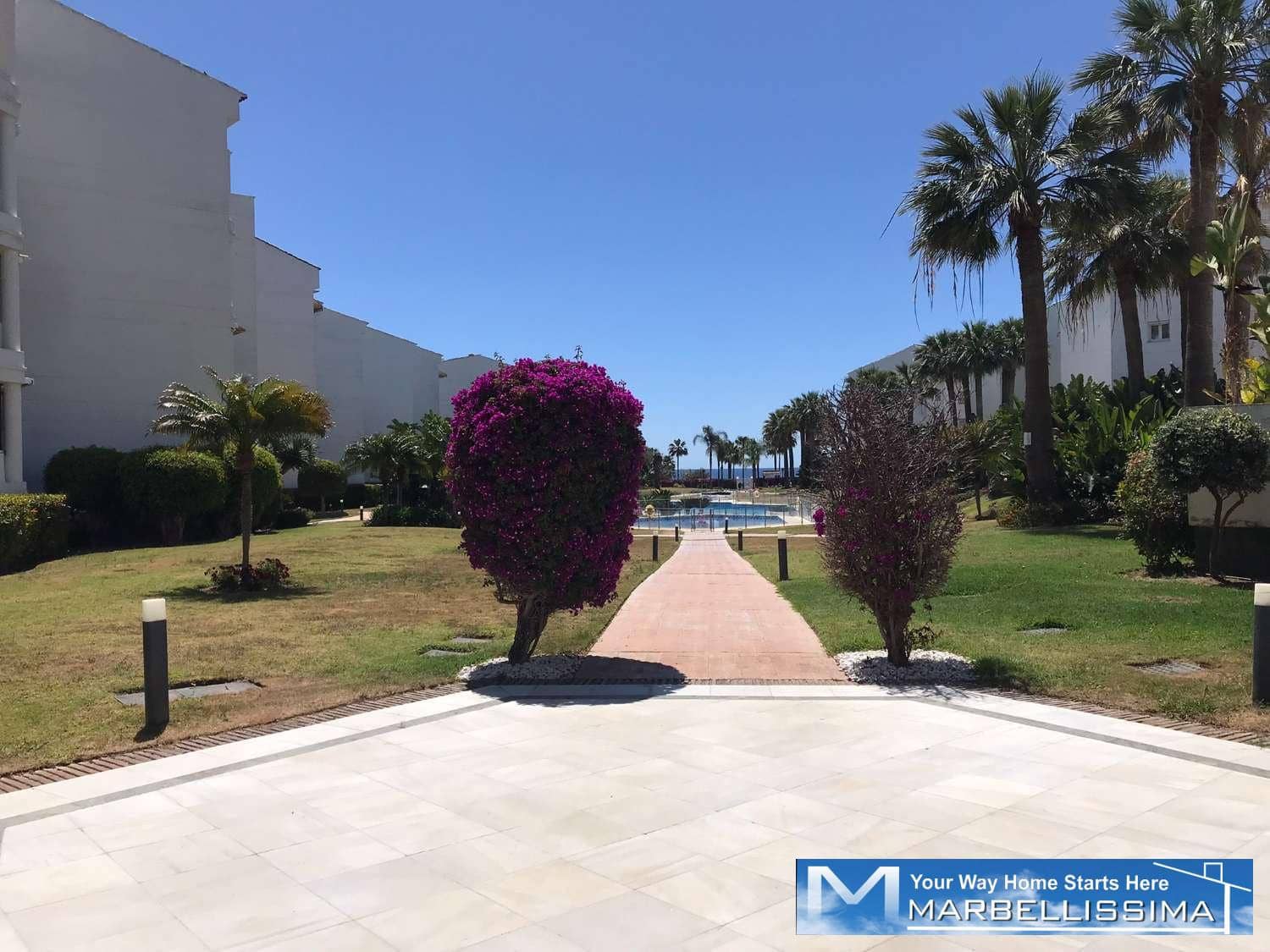 3 quarto Apartamento de Praia para arrendamento para férias em Puerto Banus com piscina Garagem - 4 200 € (Ref: 9759620)