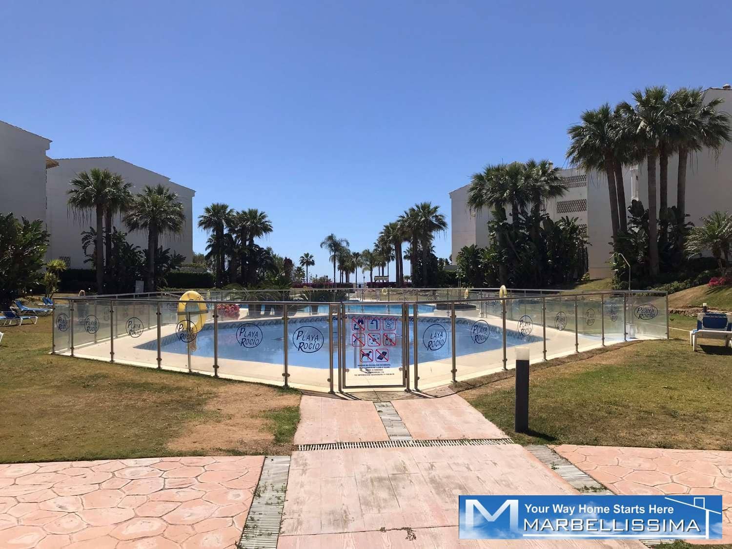 3 quarto Apartamento de Praia para arrendamento para férias em Puerto Banus com piscina Garagem - 4 200 € (Ref: 9759620)