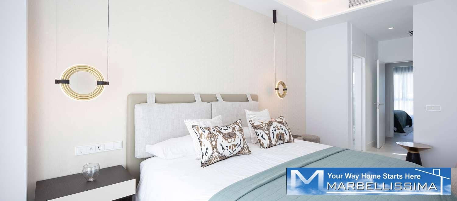 4 Zimmer Strandapartment zu verkaufen in Los Monteros mit Pool - 1.270.000 € (Ref: 9759622)