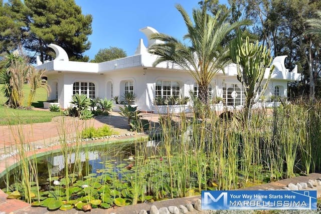 Terrain à Bâtir à vendre à Bahía de Marbella, Marbella - 4 000 000 € (Ref: 9759626)