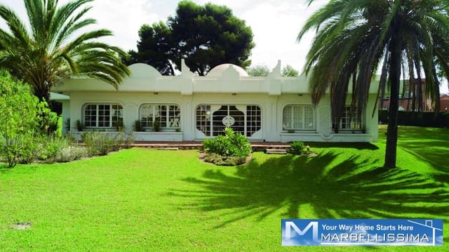 Terrain à Bâtir à vendre à Bahía de Marbella, Marbella - 4 000 000 € (Ref: 9759626)