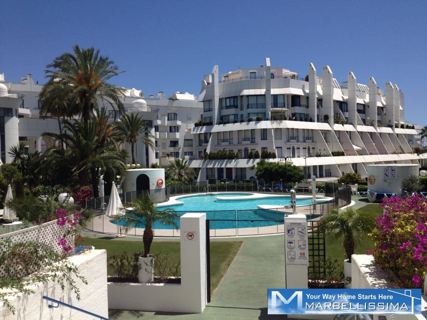 2 soveværelse Lejlighed til leje i Marbella med swimmingpool garage - € 2.400 (Ref: 9759629)