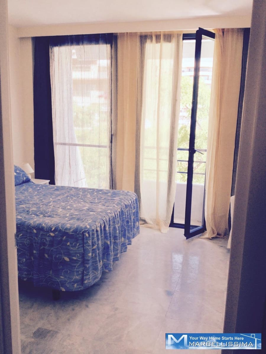 2 soveværelse Lejlighed til leje i Marbella med swimmingpool garage - € 2.400 (Ref: 9759629)