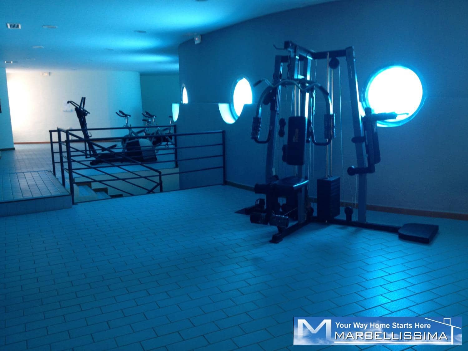 2 soveværelse Lejlighed til leje i Marbella med swimmingpool garage - € 2.400 (Ref: 9759629)