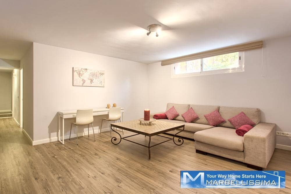 6 bedroom Villa for holiday rental in Marbella with pool - € 8,400 (Ref: 9759632)