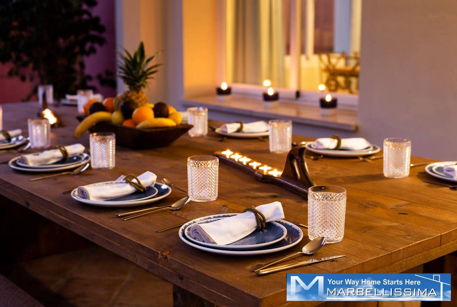 6 bedroom Villa for holiday rental in Marbella with pool - € 8,400 (Ref: 9759632)