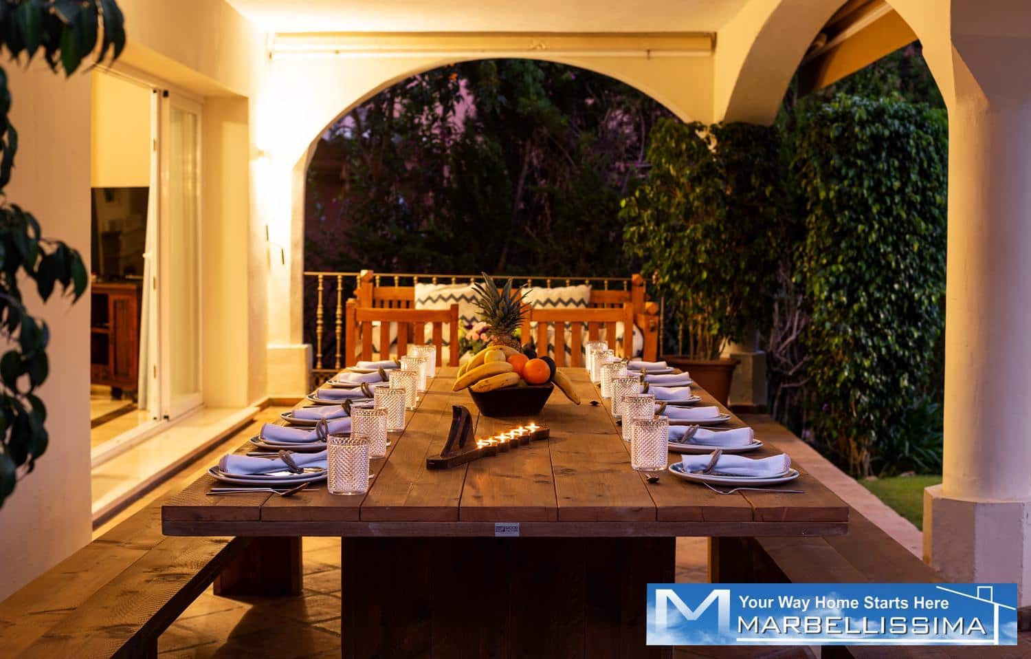 6 bedroom Villa for holiday rental in Marbella with pool - € 8,400 (Ref: 9759632)