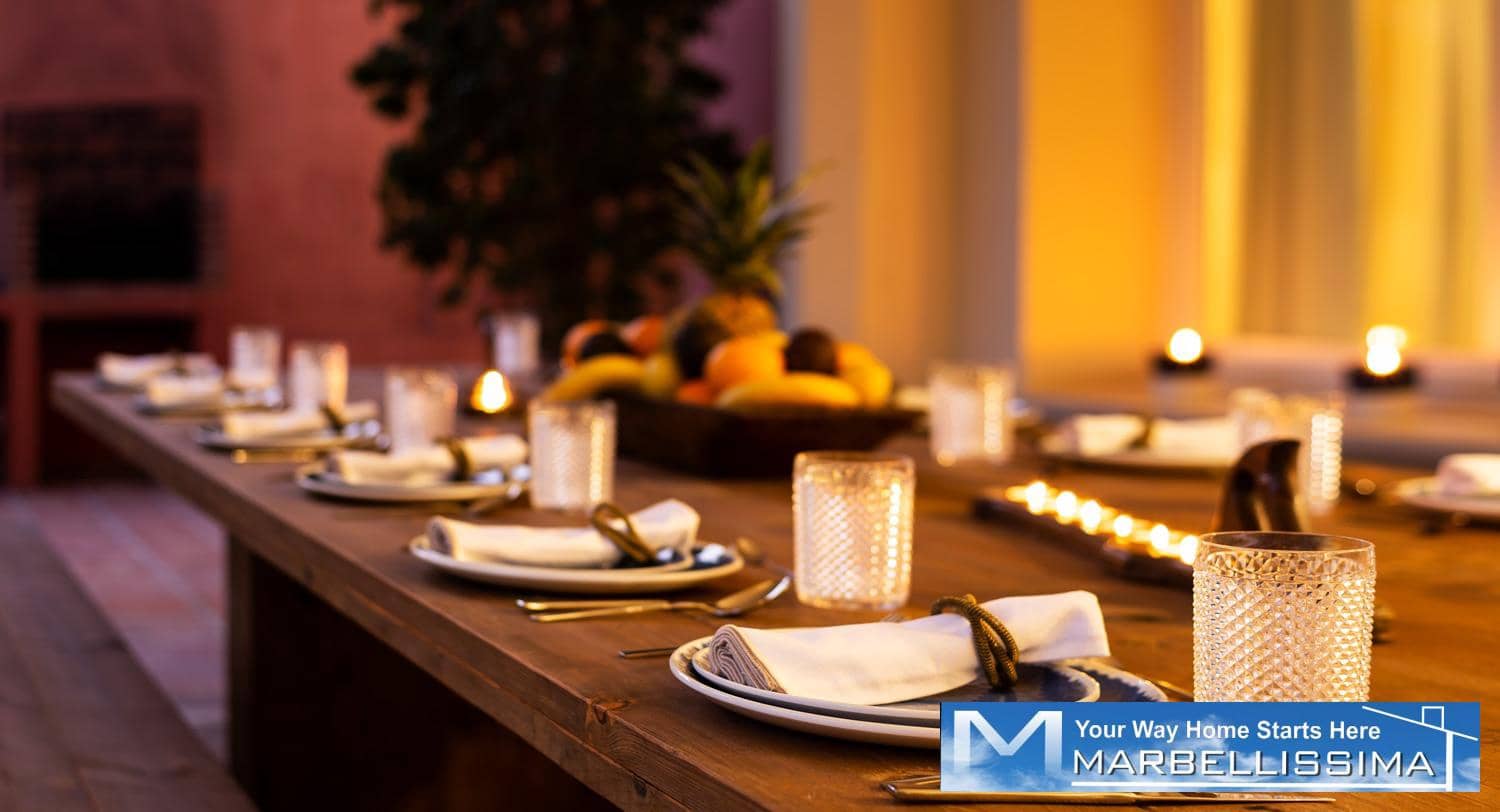 6 bedroom Villa for holiday rental in Marbella with pool - € 8,400 (Ref: 9759632)